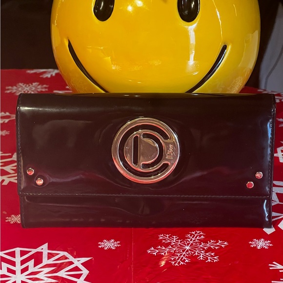 CHRISTIAN DIOR PATENT LEATHER LONG WALLET - Picture 1 of 9